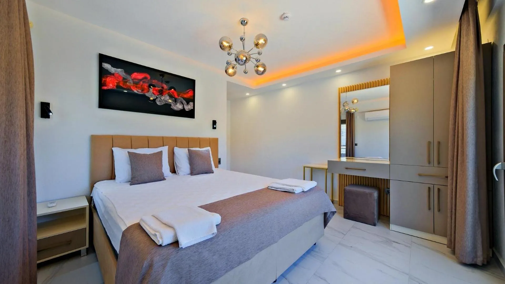 Oludeniz 4 Bedroom Villa 9441 Fethiye