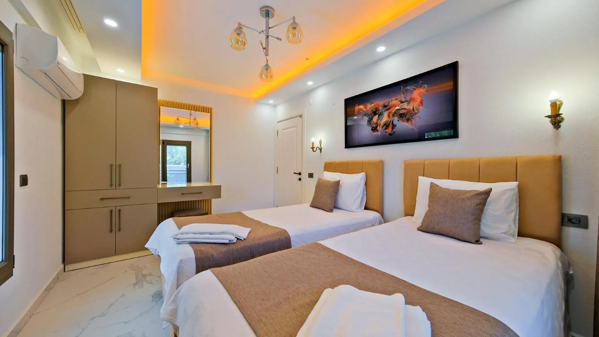 Oludeniz 4 Bedroom Villa 9441 Fethiye Turkey