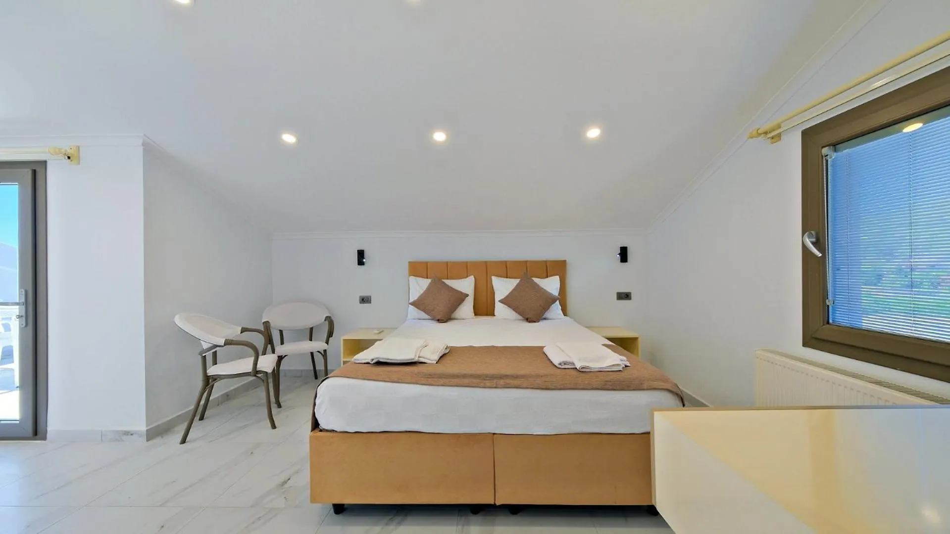 Oludeniz 4 Bedroom Villa 9441 Fethiye