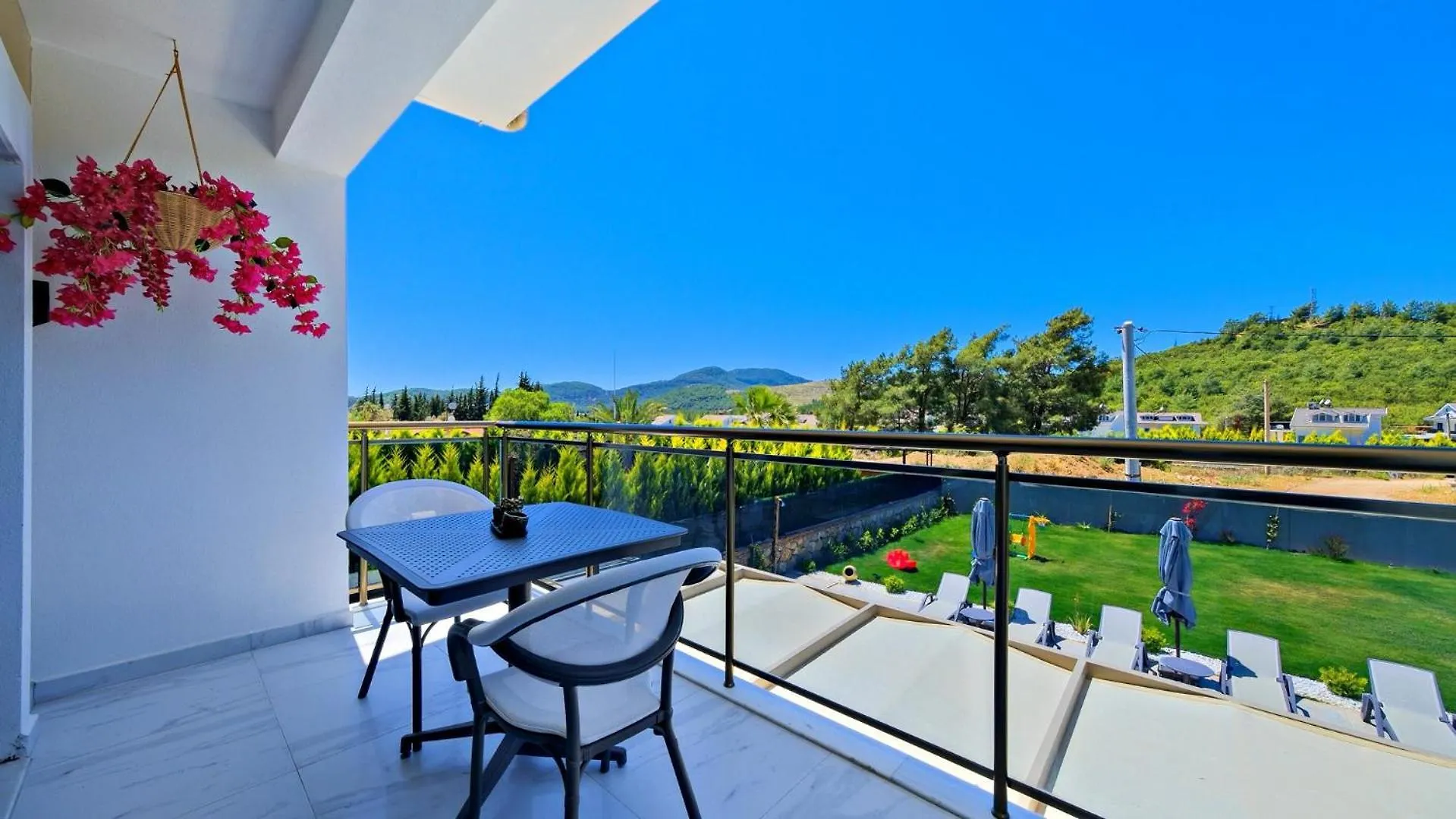 Oludeniz 4 Bedroom Villa 9441 Fethiye