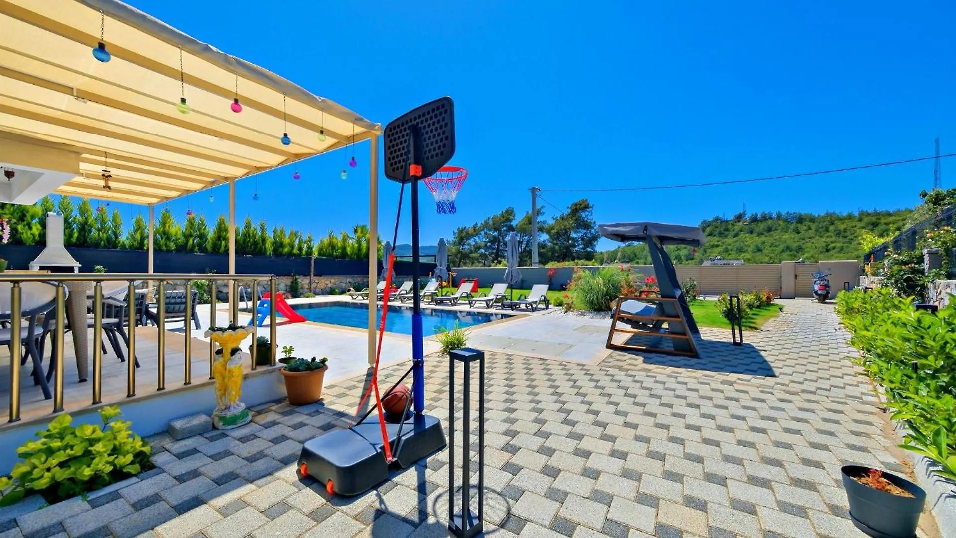 Oludeniz 4 Bedroom Villa 9441 Fethiye