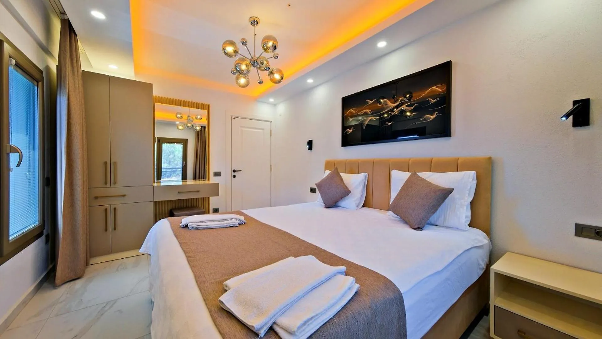 Oludeniz 4 Bedroom Villa 9441 Fethiye