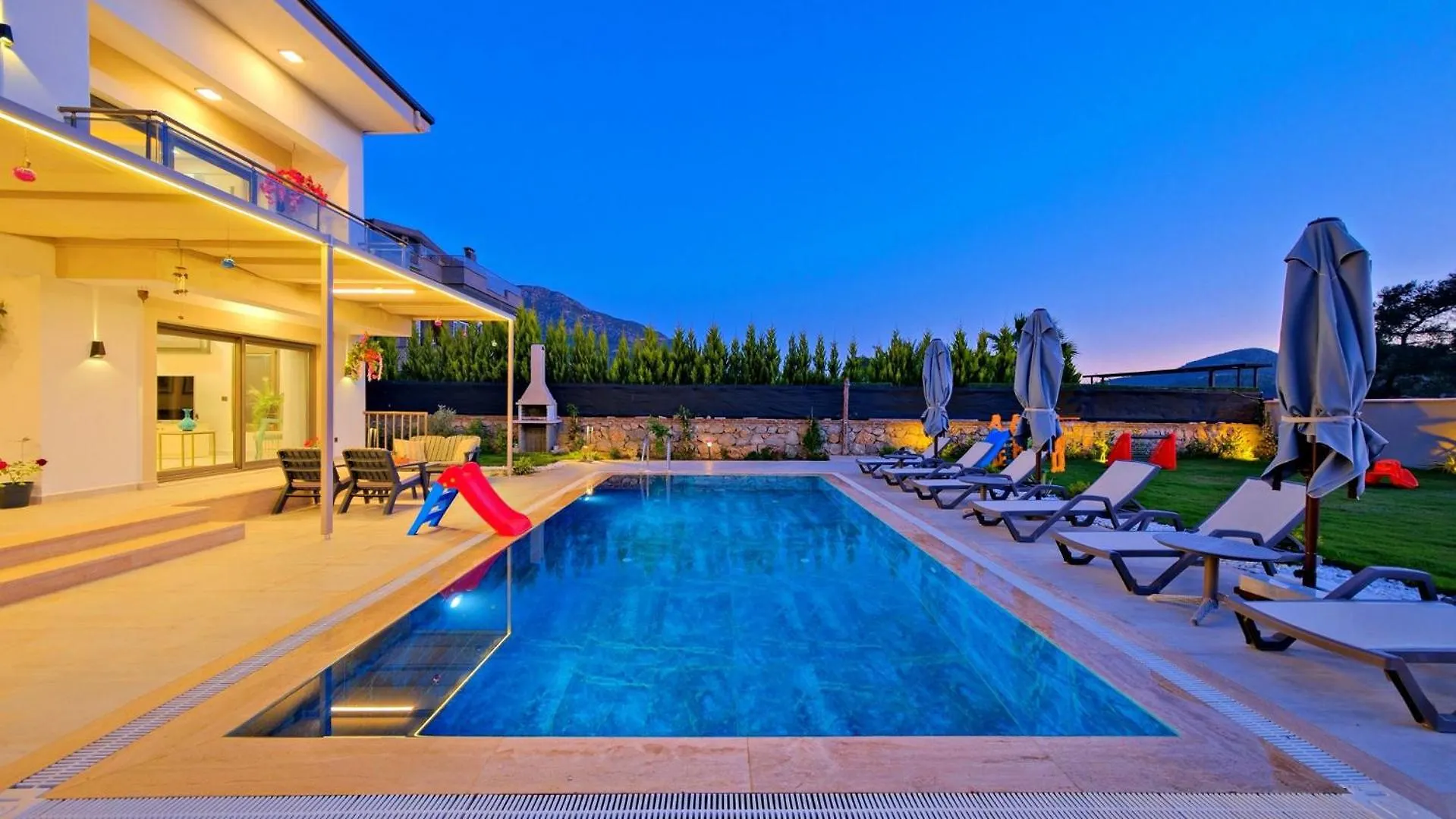 Oludeniz 4 Bedroom Villa 9441 Fethiye Turkey