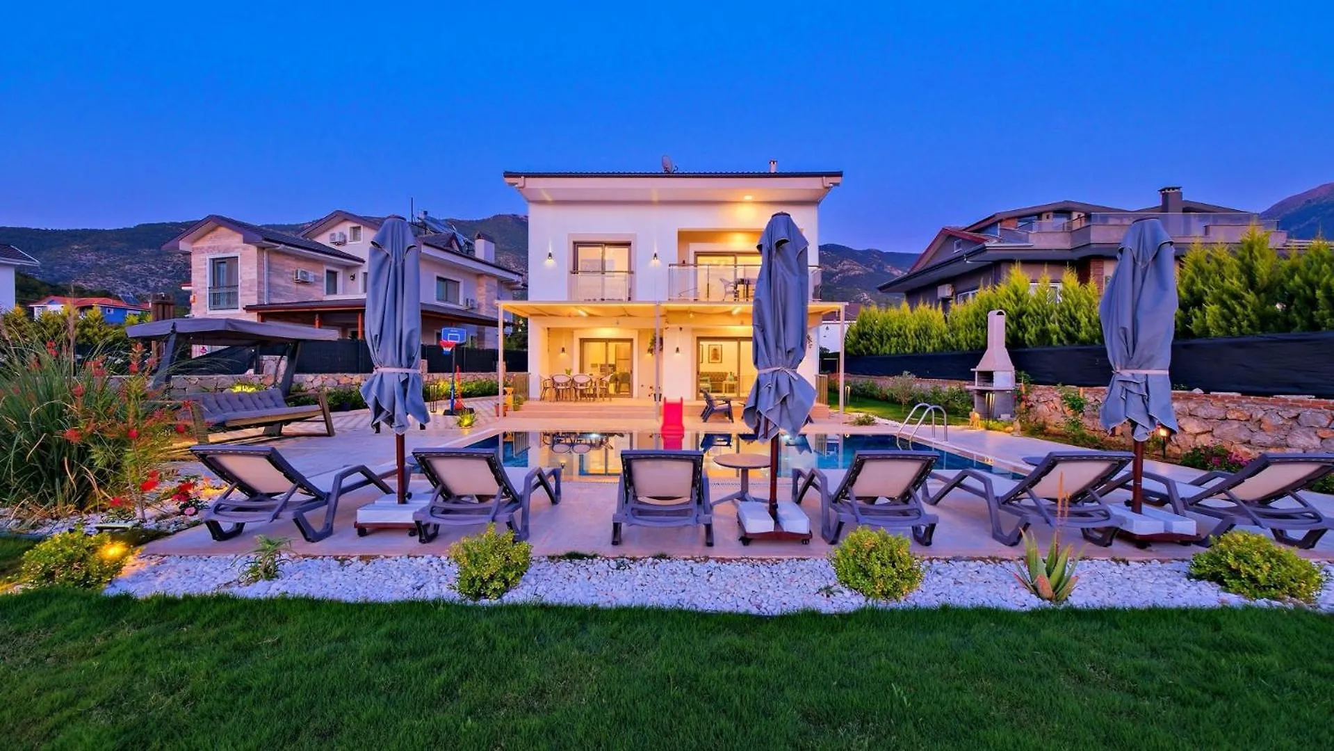Oludeniz 4 Bedroom Villa 9441 Fethiye