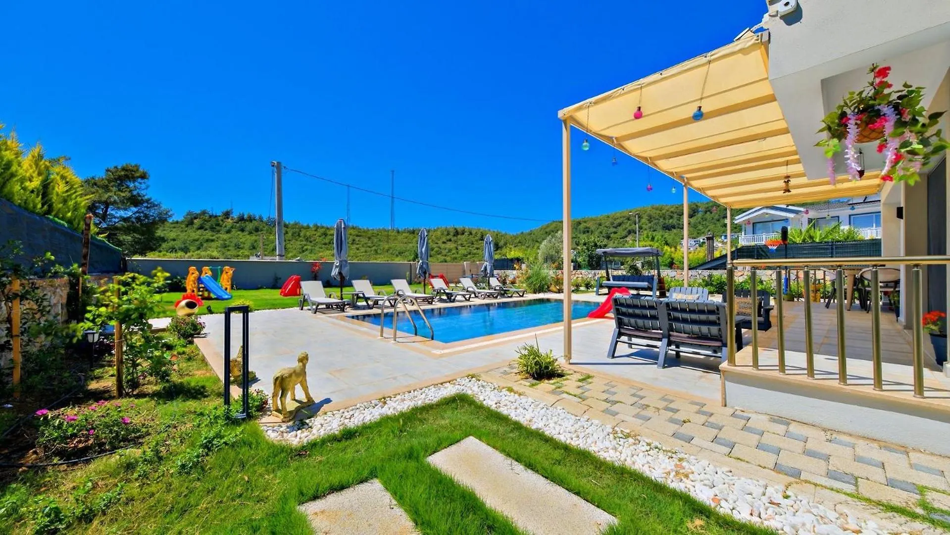 Oludeniz 4 Bedroom Villa 9441 Fethiye