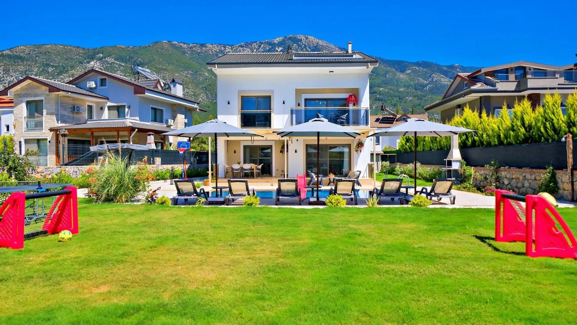 Oludeniz 4 Bedroom Villa 9441 Fethiye