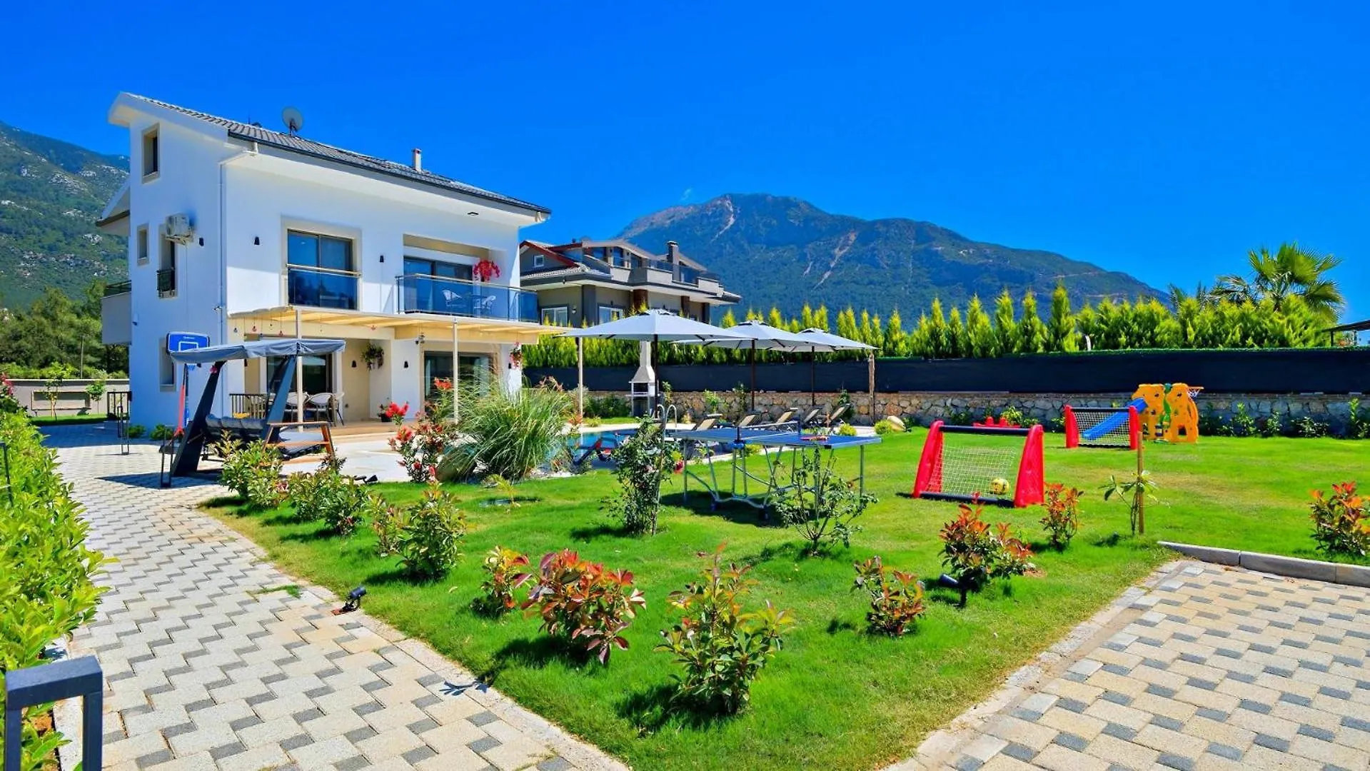 Oludeniz 4 Bedroom Villa 9441 Fethiye